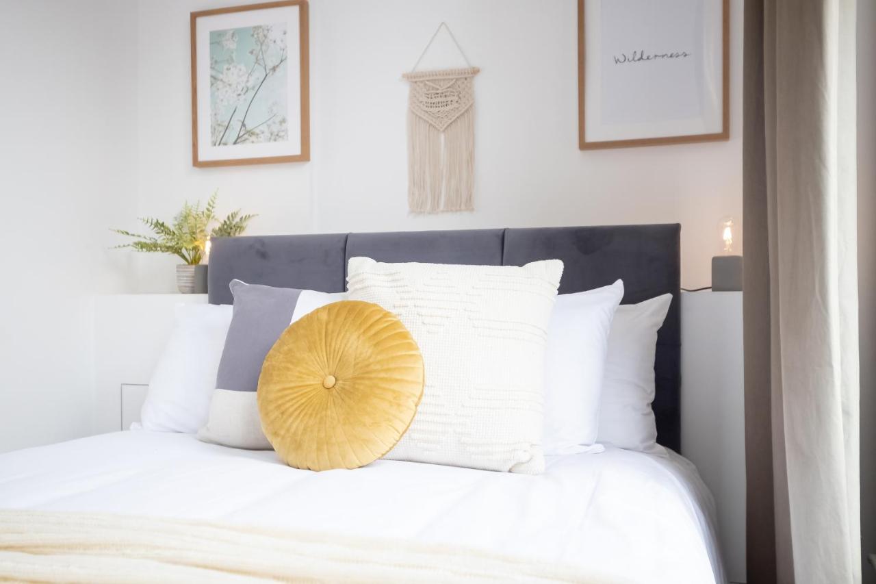 Perfect For Business & Corporate Stays - Three Bed With City View Shoreditch Londra Dış mekan fotoğraf