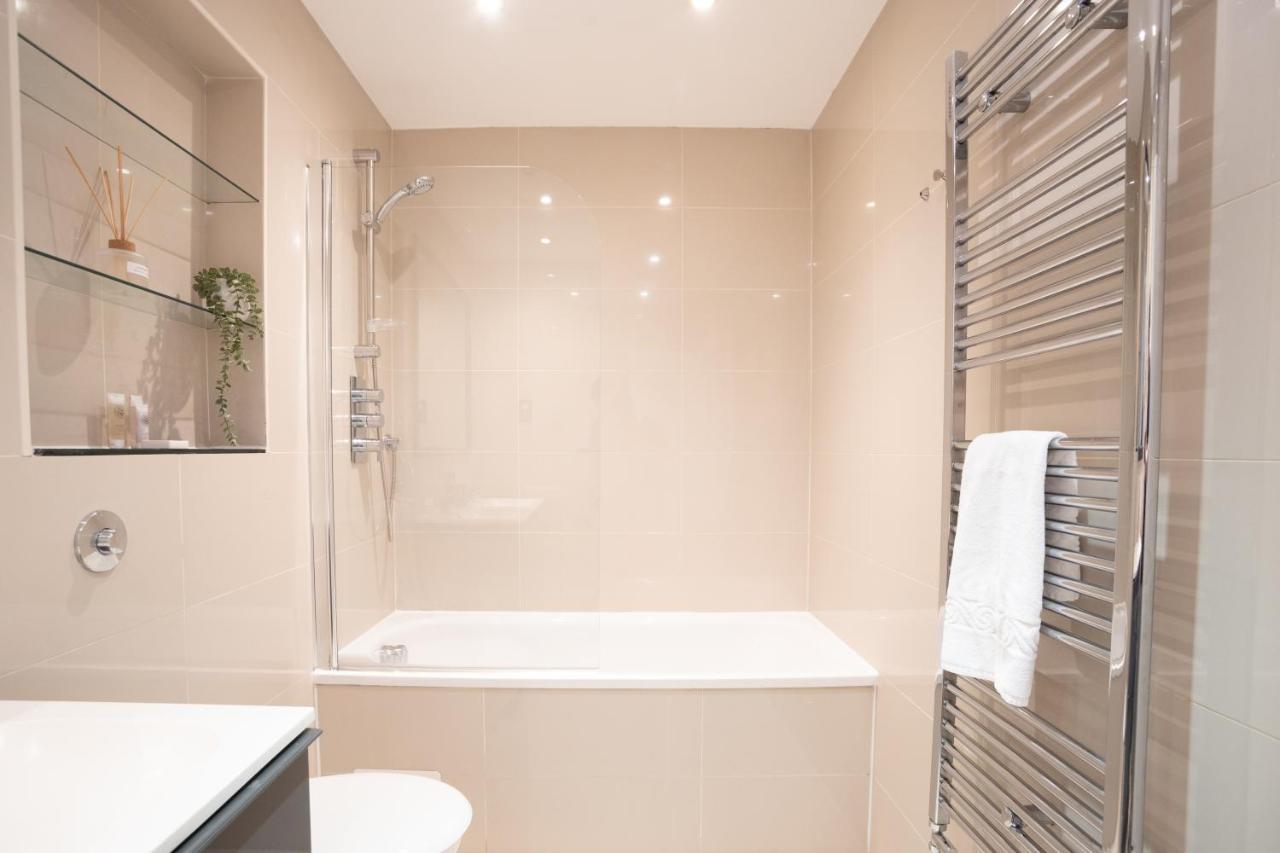 Perfect For Business & Corporate Stays - Three Bed With City View Shoreditch Londra Dış mekan fotoğraf